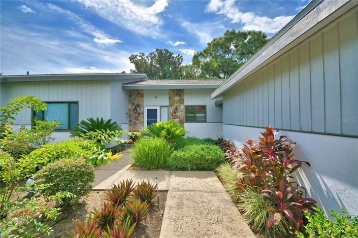 Image No.3-2 Bed House for sale