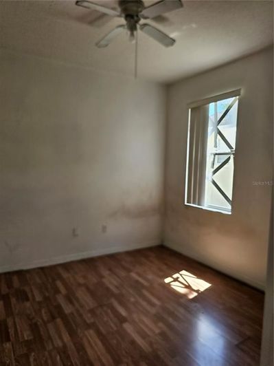 Image No.16-4 Bed House for sale