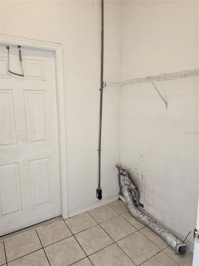 Image No.19-4 Bed House for sale