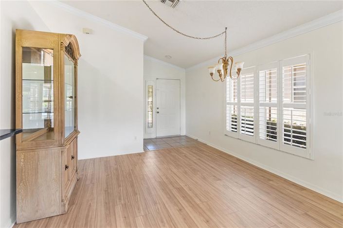 Image No.18-3 Bed House for sale