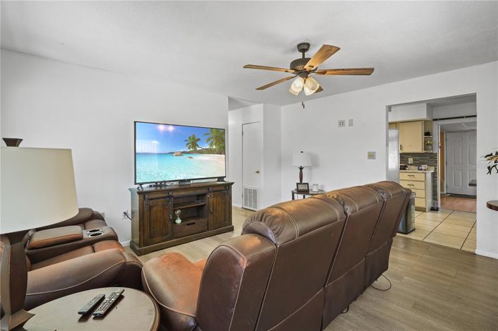 Image No.3-3 Bed House for sale