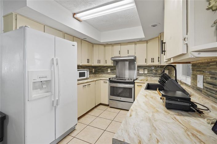 Image No.5-3 Bed House for sale