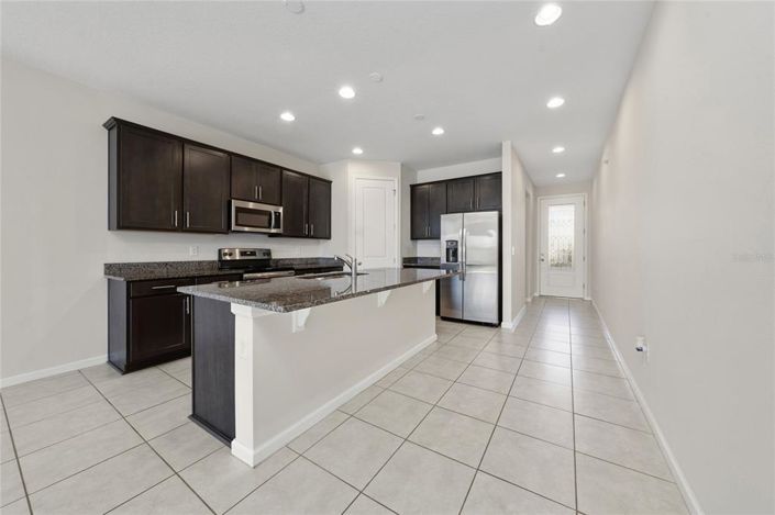 Image No.4-4 Bed House for sale