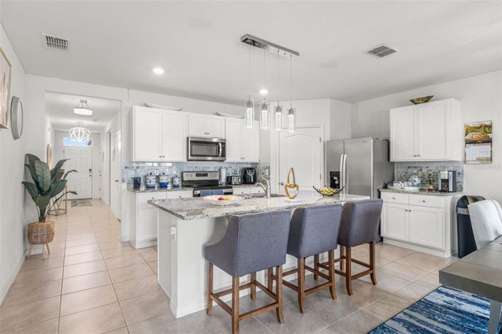 Image No.9-4 Bed House for sale