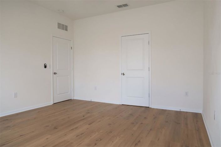 Image No.25-4 Bed House for sale