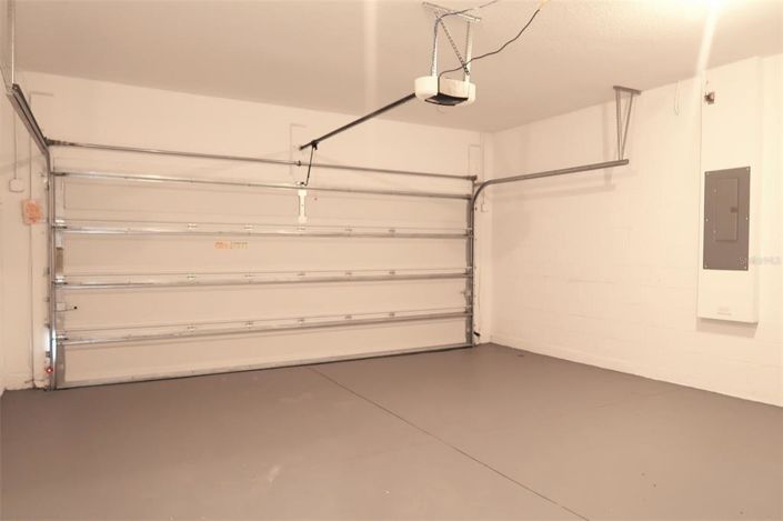 Image No.37-4 Bed House for sale