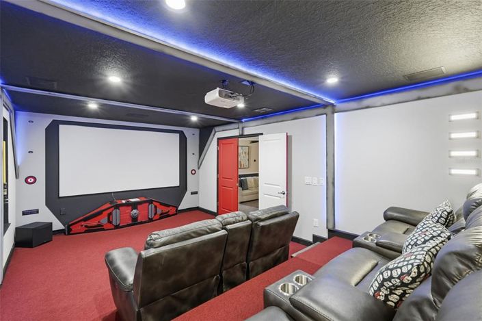 Image No.37-8 Bed House for sale