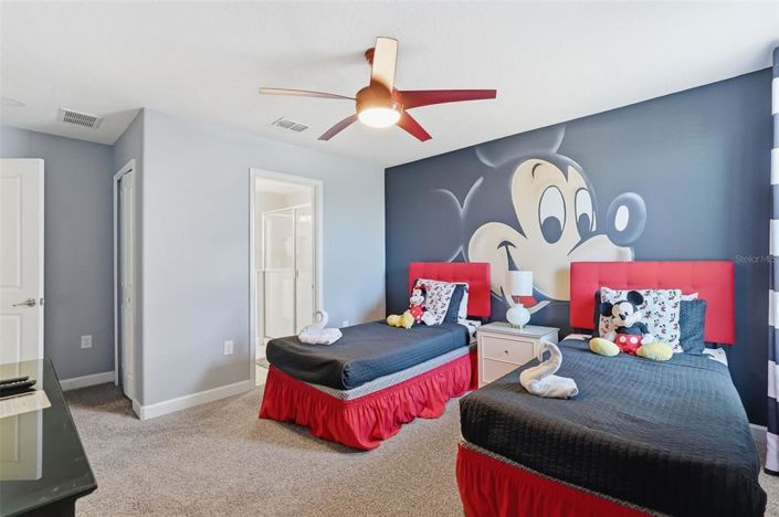 Image No.52-8 Bed House for sale