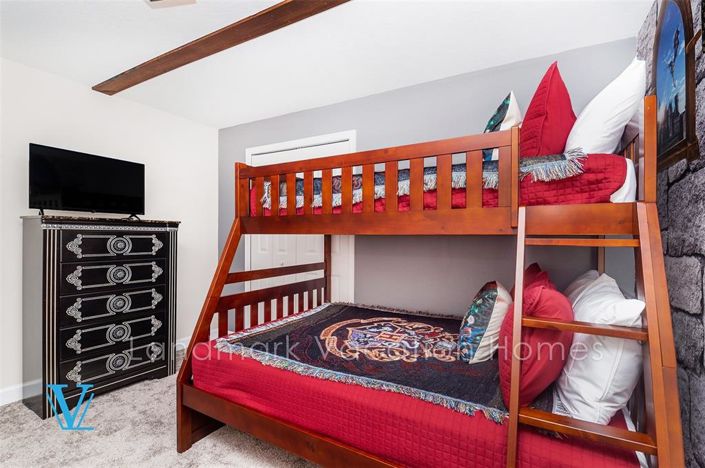 Image No.19-5 Bed Townhouse for sale