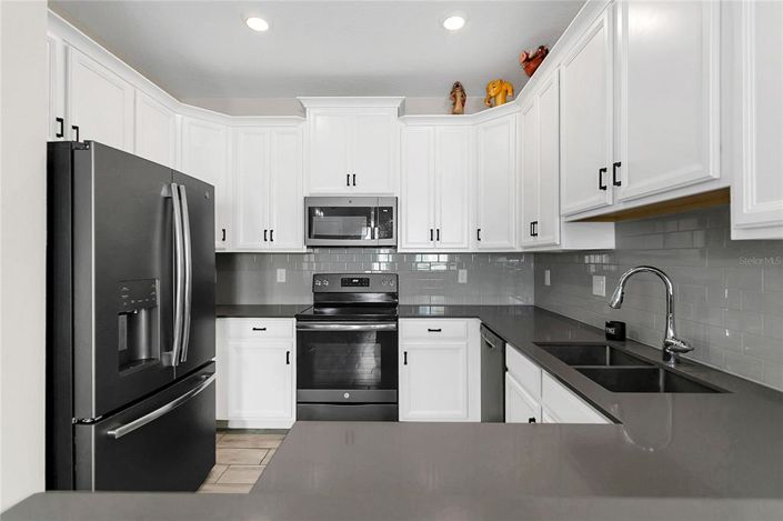 Image No.11-2 Bed Villa for sale