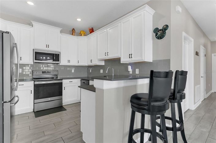 Image No.9-2 Bed Villa for sale