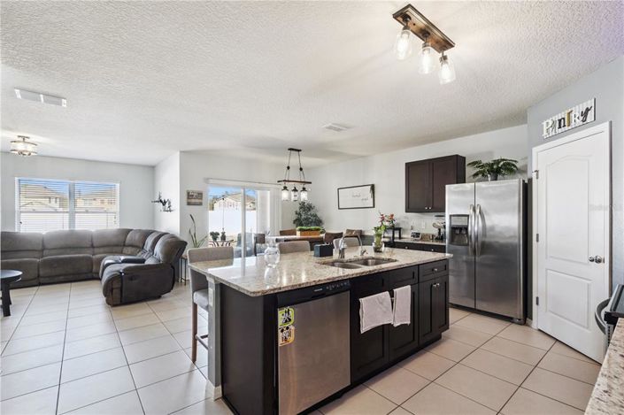 Image No.4-4 Bed House for sale