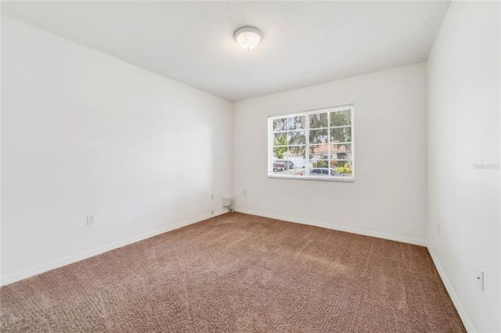 Image No.17-3 Bed House for sale