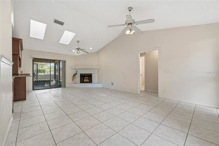 Image No.8-Maison de 3 chambres à vendre à Saint John