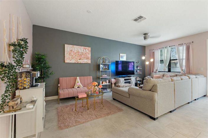 Image No.5-3 Bed Townhouse for sale