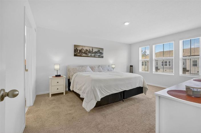 Image No.22-3 Bed Townhouse for sale