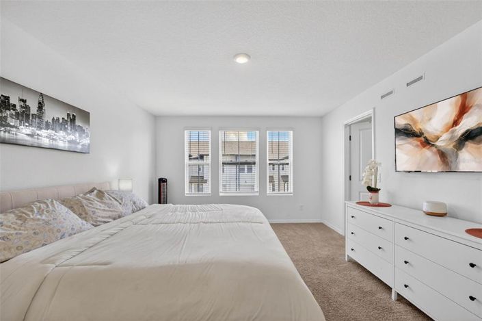 Image No.23-3 Bed Townhouse for sale