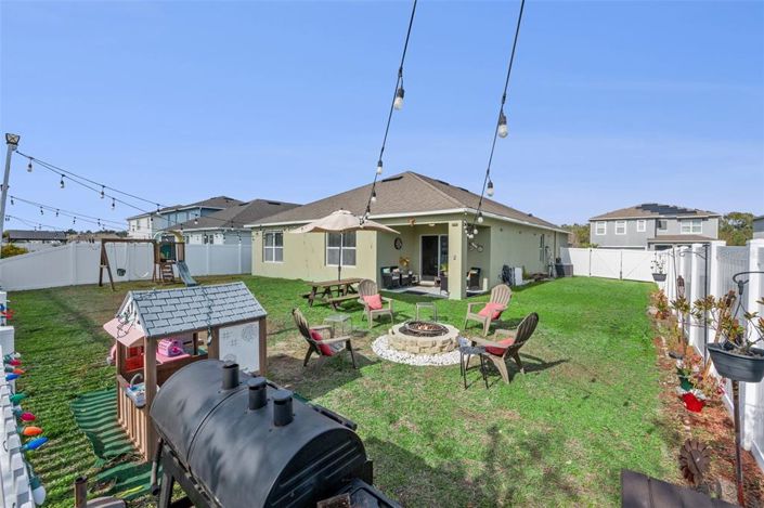 Image No.17-4 Bed House for sale