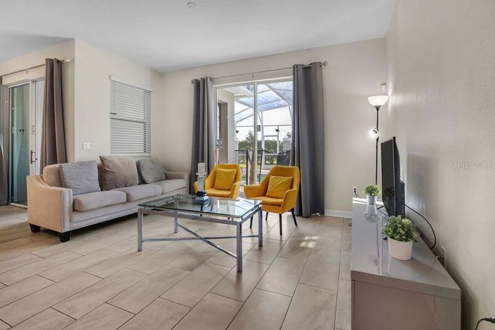 Image No.7-4 Bed Townhouse for sale