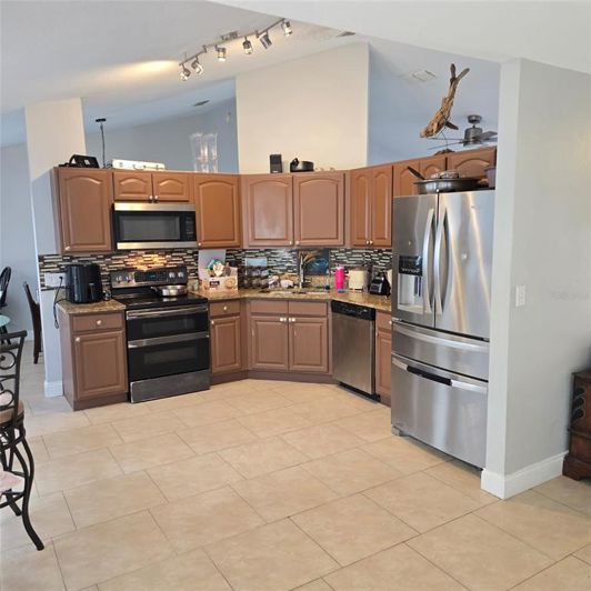 Image No.3-4 Bed House for sale