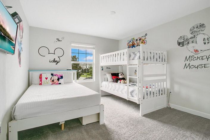 Image No.14-4 Bed Townhouse for sale