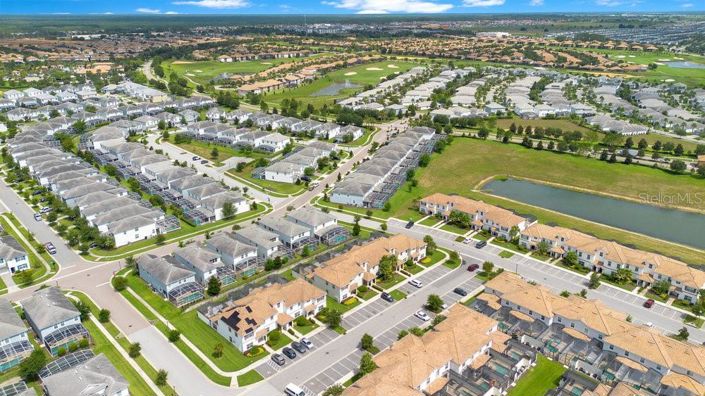 Image No.26-4 Bed Townhouse for sale