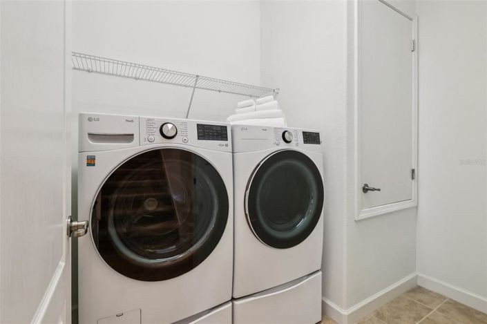 Image No.24-4 Bed House for sale