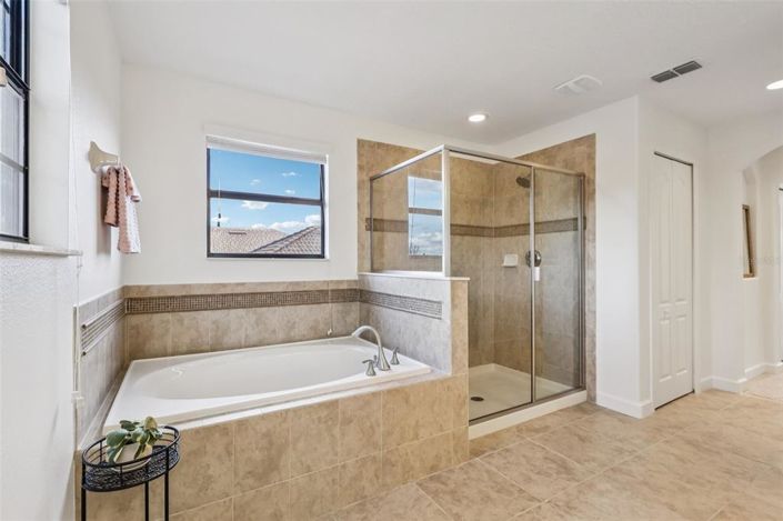 Image No.33-4 Bed House for sale