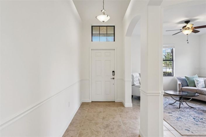 Image No.8-4 Bed House for sale