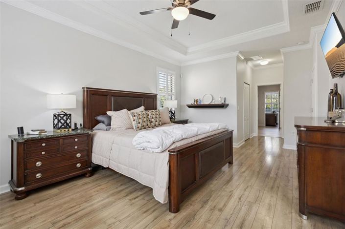 Image No.21-5 Bed House for sale