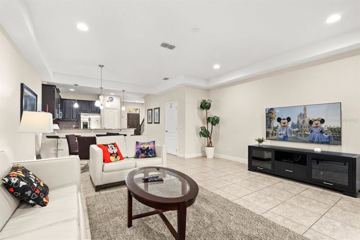 Image No.3-3 Bed Townhouse for sale