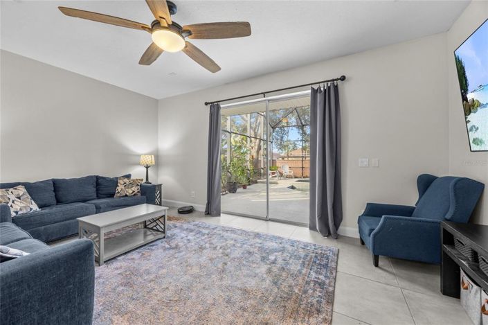 Image No.16-5 Bed House for sale