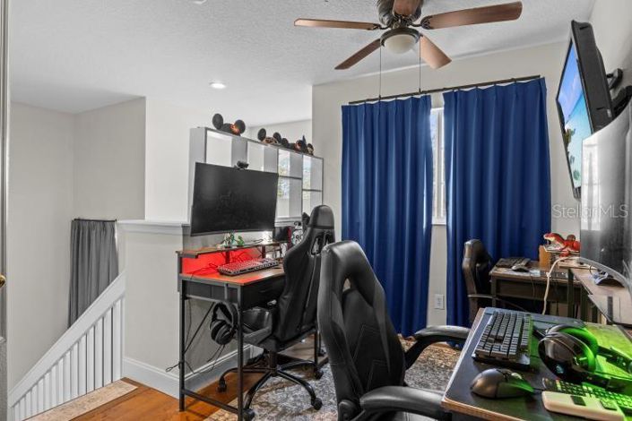 Image No.24-5 Bed House for sale