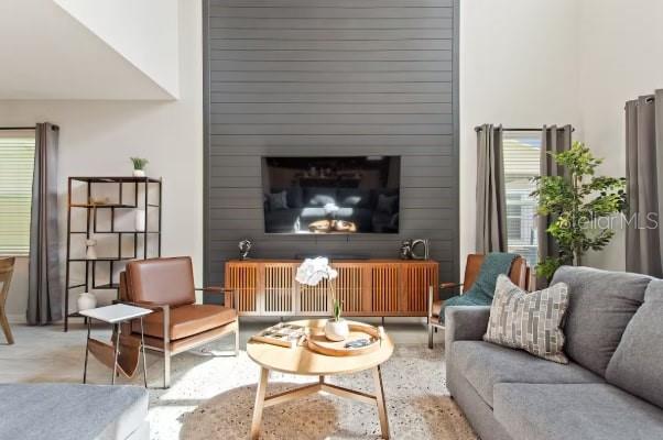 Image No.4-5 Bed House for sale