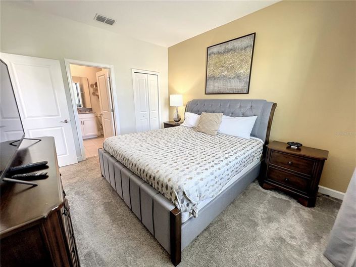 Image No.21-8 Bed House for sale