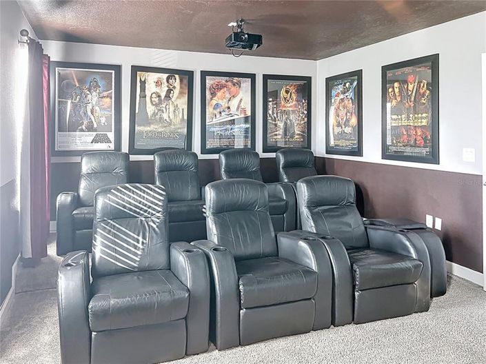 Image No.29-8 Bed House for sale