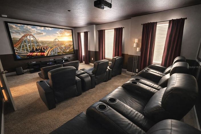 Image No.3-8 Bed House for sale