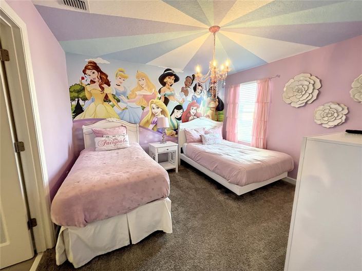 Image No.35-8 Bed House for sale