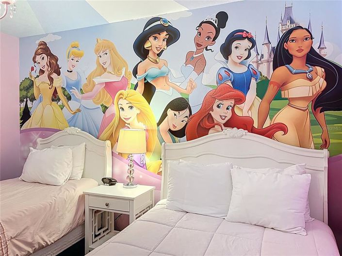 Image No.36-8 Bed House for sale