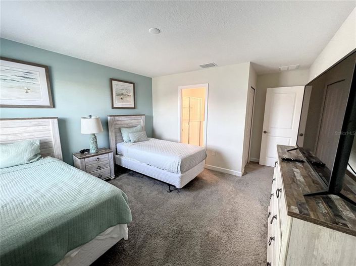 Image No.43-8 Bed House for sale