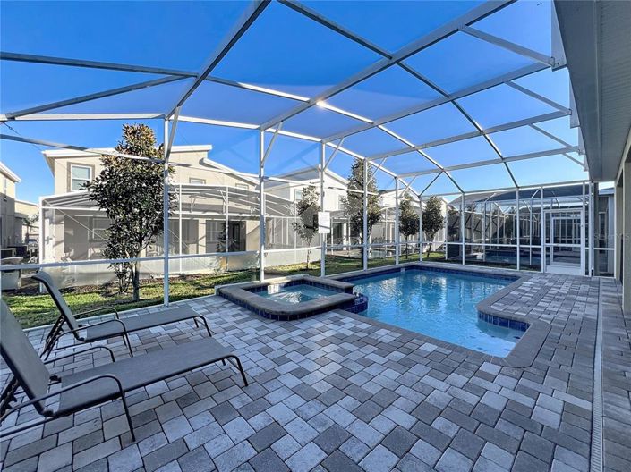 Image No.50-8 Bed House for sale