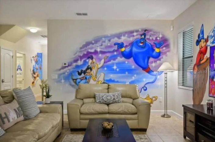 Image No.7-6 Bed House for sale