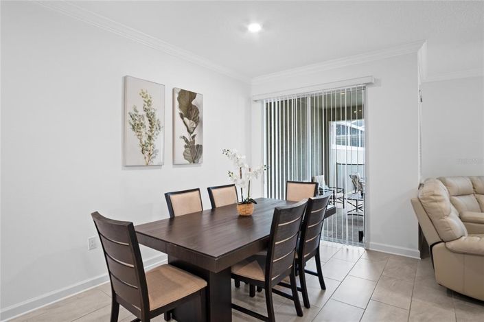 Image No.13-4 Bed Townhouse for sale