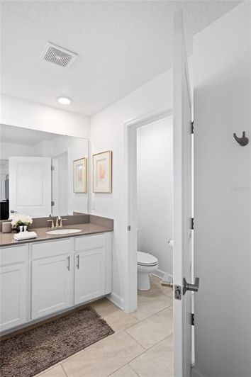 Image No.19-4 Bed Townhouse for sale