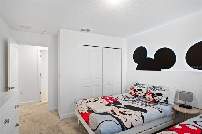 Image No.26-4 Bed Townhouse for sale