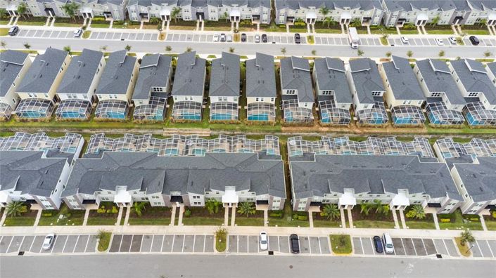 Image No.39-4 Bed Townhouse for sale