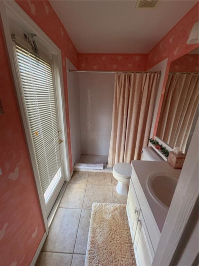 Image No.22-4 Bed House for sale