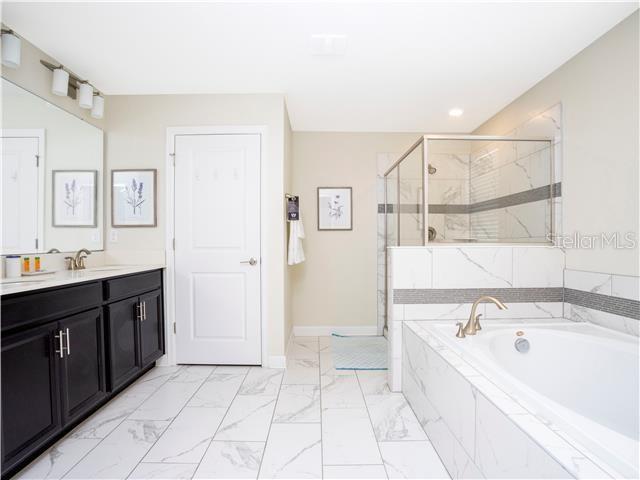 Image No.55-6 Bed House for sale