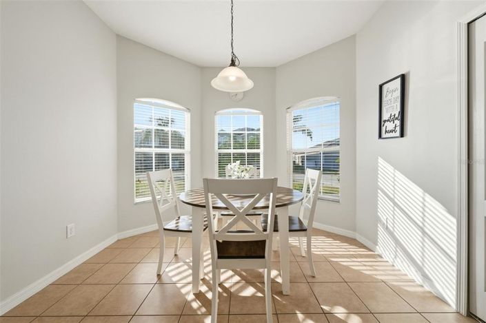 Image No.6-4 Bed House for sale