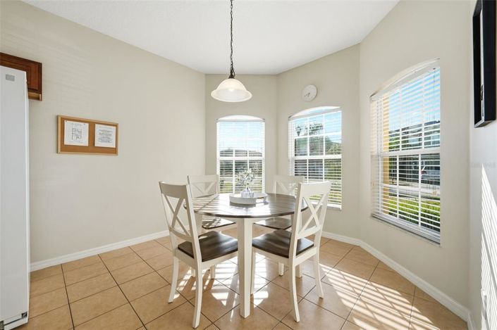 Image No.7-4 Bed House for sale